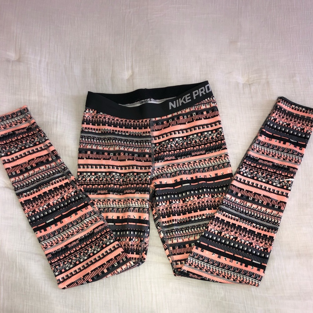 Nike Pro leggings
